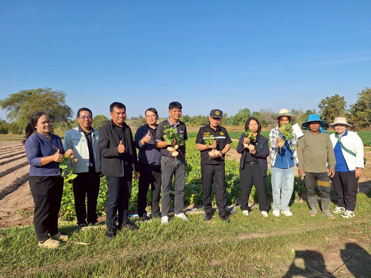 title - ผู้ตรวจราชการ ส.ป.ก. ประชุมตรวจราชการและติดตามความก้าวหน้าผลการดำเนินงานตามแผนการตรวจราชการของผู้ตรวจราชการสำนักงานการปฏิรูปที่ดินเพื่อเกษตรกรรม ประจำปีงบประมาณ พ.ศ. 2569 รอบที่ 1 เขตตรวจราชการที่ 12 จังหวัดมหาสารคาม 